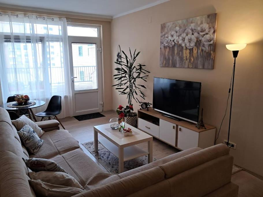 Holiday Home Apartment Budva Ngoại thất bức ảnh